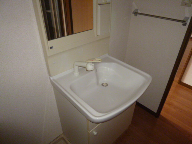 プロニティーハイムの独立洗面台|洗髪洗面化粧台