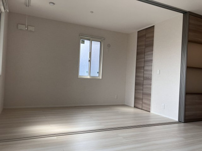 【洋室】 | シャルムソレイユⅢ番館