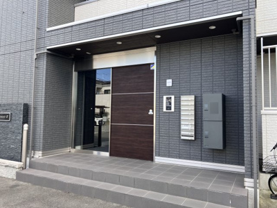 【エントランス】 | シャルムソレイユⅢ番館