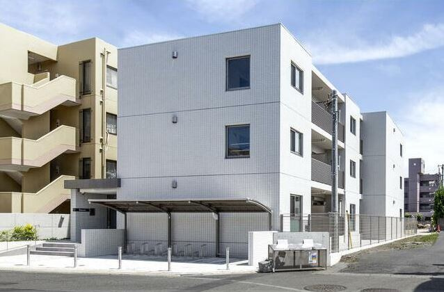 シンセーロの外観