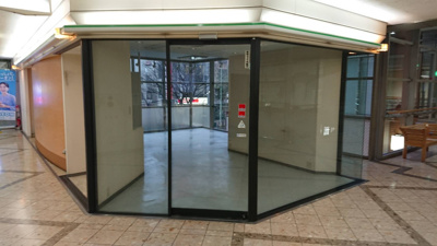 【外観】 | ソリオ１　店舗