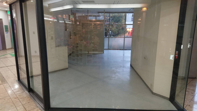 【外観】 | ソリオ１　店舗