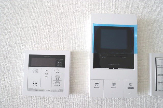 レヴァンテ薊野東町のセキュリティ|TVモニター付きインターホン・給湯