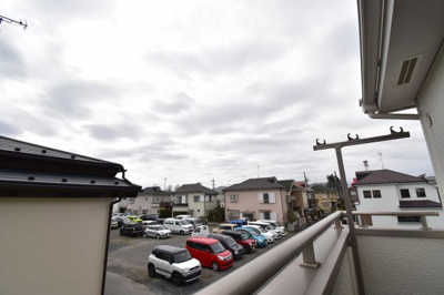 【展望】 | 東久留米市弥生1丁目　中古戸建 | 景色を遮るものがないと、陽の光を長い時間浴びられます。空気も澄んでいるように感じますね。
