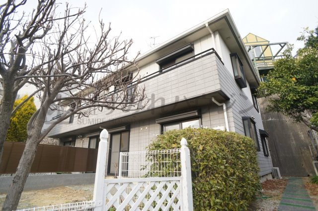 メイプルヒルズ宝塚の外観