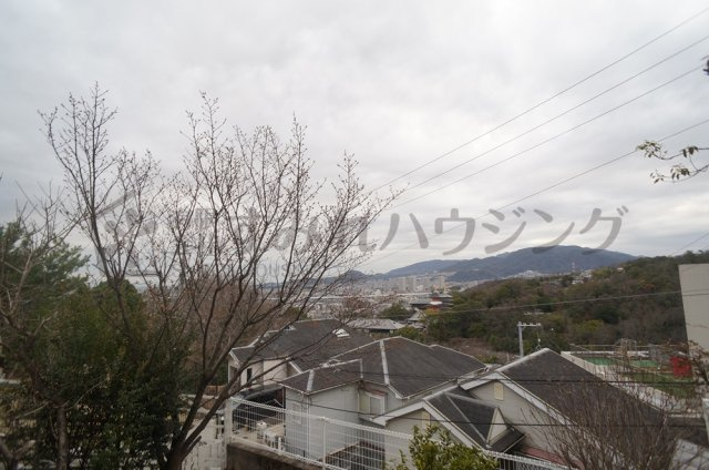 メイプルヒルズ宝塚の展望