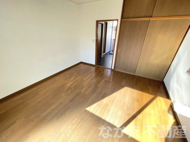 【寝室】 | 落ち着いて過ごせるお部屋なので、寝室にいかがでしょうか