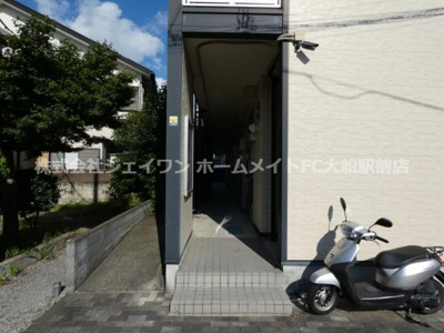 【エントランス】 | レオパレスフォレストⅡ