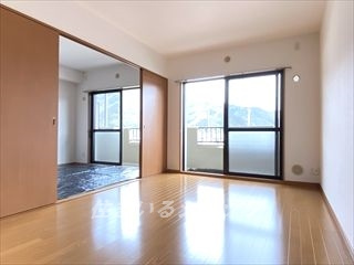 広島市安佐北区深川５丁目の賃貸マンションの居間・リビング