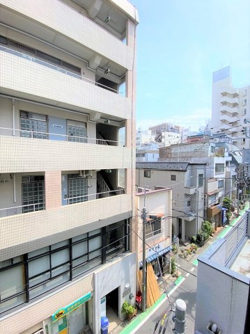 「防音マンション」ラシクラス四谷の展望|窓から見た眺望です。