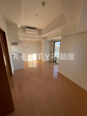 【居間・リビング】 | スカイプラザⅡ | おしゃれな居間です