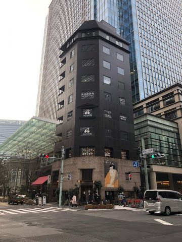 海老屋ビルの外観