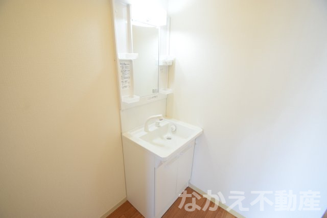 【洗面所】 | 忙しい朝には欠かせない洗面所です