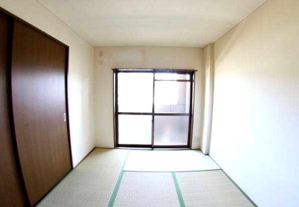スパシーバ積川の和室|柔らかい畳が心地よい和室