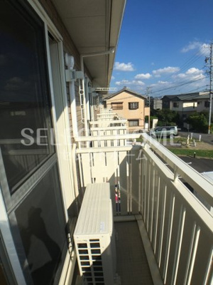 【バルコニー】 | エクレール | 開放的で明るい空間を演出してくれるバルコニーです