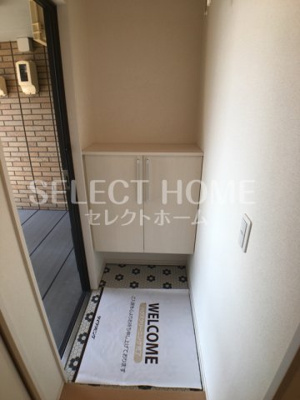 【玄関】 | エクレール | 収納もある玄関です