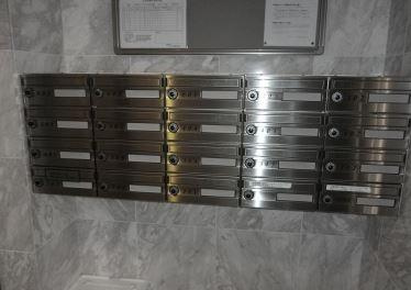 アーバンレジデンス仲之町のその他共用部分|メールボックス