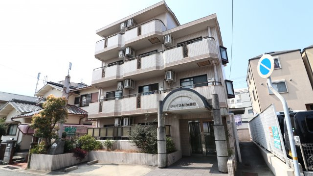 ジョイフル滝の茶屋の外観