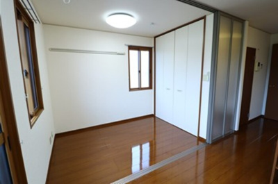 【寝室】 | カーサ・ヴィオラＢ