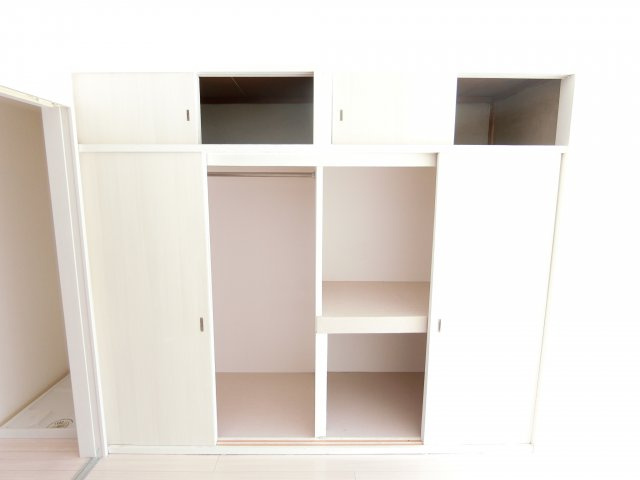 平井マンションの収納|同物件別部屋イメージ写真