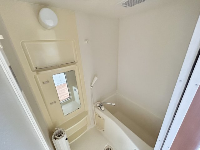 エバーレジデンスA棟の浴室