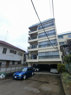 【外観】 | 日吉ガーデニアフラッツ | 総戸数８戸、昭和４５年１２月築、管理人は巡回勤務につき管理体制良好です♪