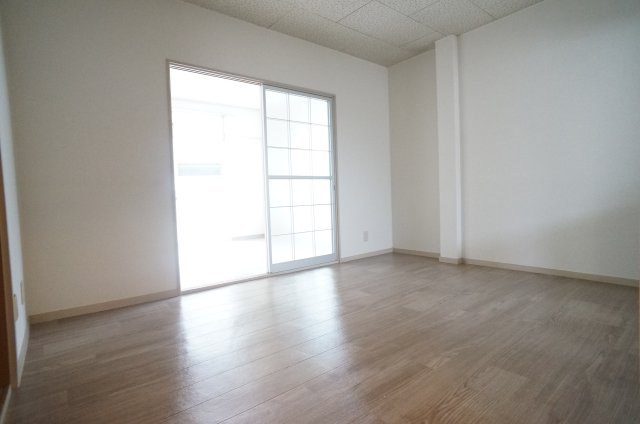 エルディムコスモⅡの居間・リビング