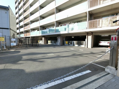 【駐車場】 | パークホームズ新川崎東 | 機械式駐車場です。