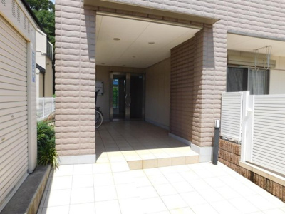 【エントランス】 | チェリーローズ