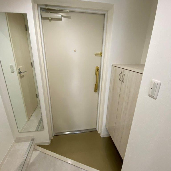 ONLYONE川西藤ノ木の玄関