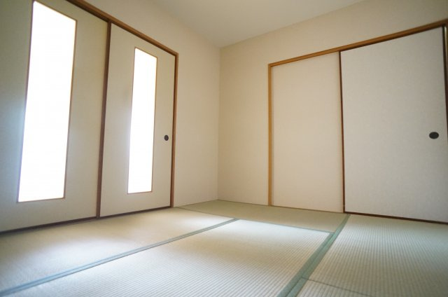 甚樹園マンション弐番館の和室