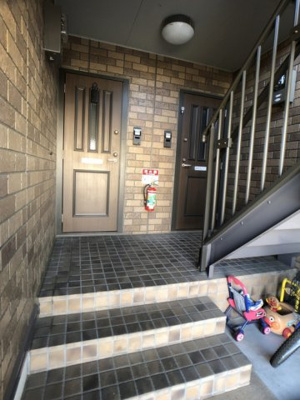 【エントランス】 | アムール三輪B