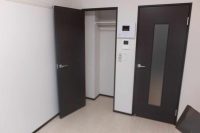 【設備】 | クレイノユニバーサルパレス | モニター付きインターホン