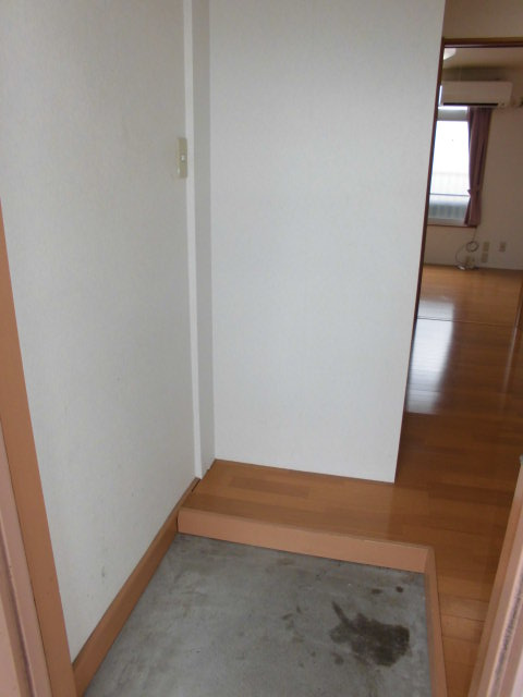 ひかり荘の玄関