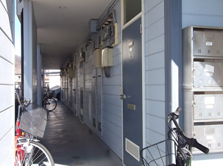 【エントランス】 | 『メゾン２１』