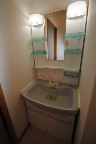 ＧＲＥＥＮ　ＨＩＬＬＳ津福の独立洗面台