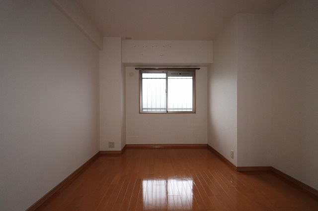 リヴィエール大高の洋室