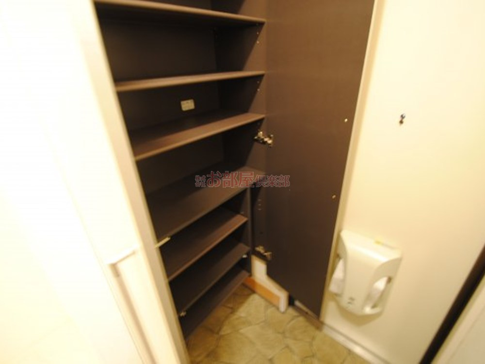 カトルセの収納|便利な収納スペースです