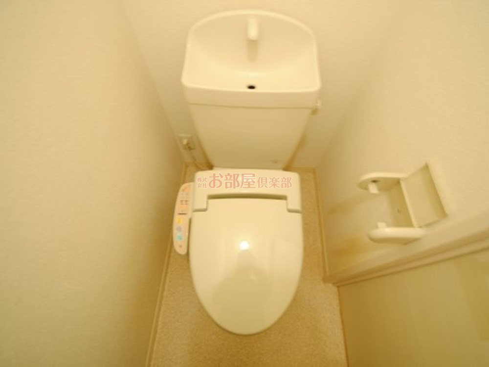 カトルセのトイレ|コンパクトで使いやすいトイレです