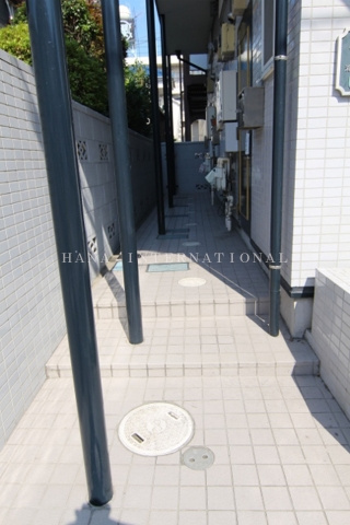 サンハイツK95番館のエントランス