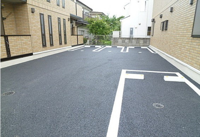 【駐車場】 | リヴァージュB棟 | 駐車場があります