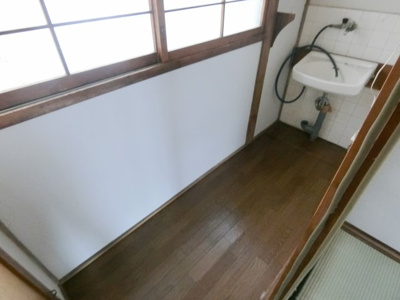 【洗面所】 | 神戸野崎通貸家 | 使いやすい洗面所です