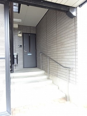 ルミエールⅠ【10,000円キャッシュバック対象物件】のエントランス|毎日通るエントランスはこのようになっています
