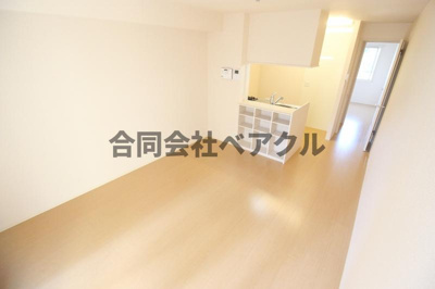 【居間・リビング】 | ハイドンホーフ | 同マンション別号室