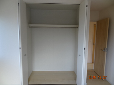 【その他】 | さいたま市緑区松木1丁目　敷地37坪・建物31坪の駐車2台の中古住宅 | ちょっとした収納スペースも充実しています