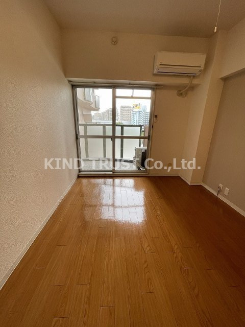 ジオナ天神橋の居間・リビング|ゆったりとしたリビングです