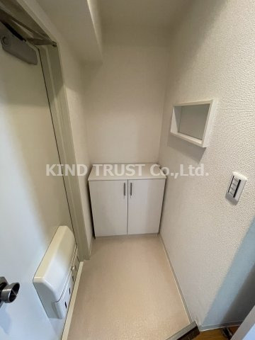 ジオナ天神橋の玄関|明るい玄関です