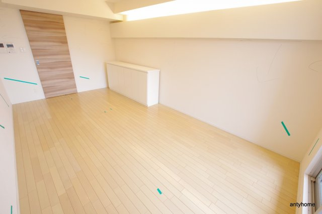 デュオン新大阪レジデンス　仲介手数料無料の洋室