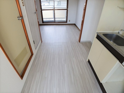 【内装】 | エムズ新賀