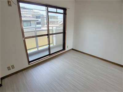 【洋室】 | エムズ新賀